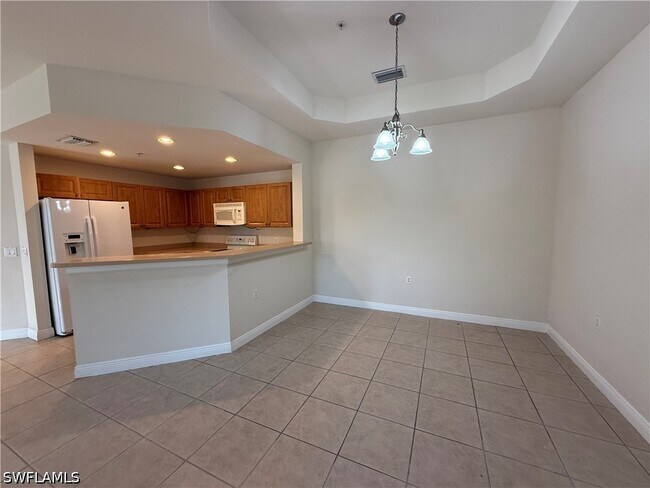 3973 Pomodoro Cir Unit 303