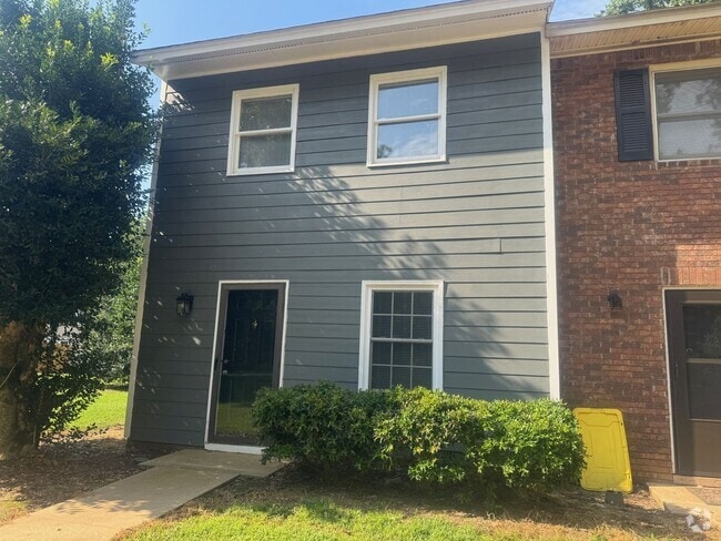 Building Photo - 303 Haltiwanger Rd Unit 17 Rental