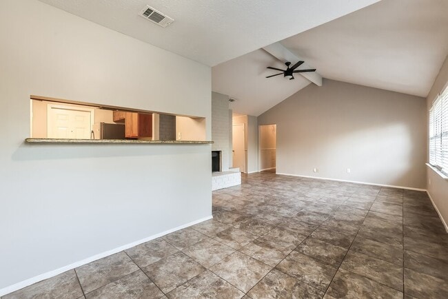 Photo - 22415 Millgate Dr