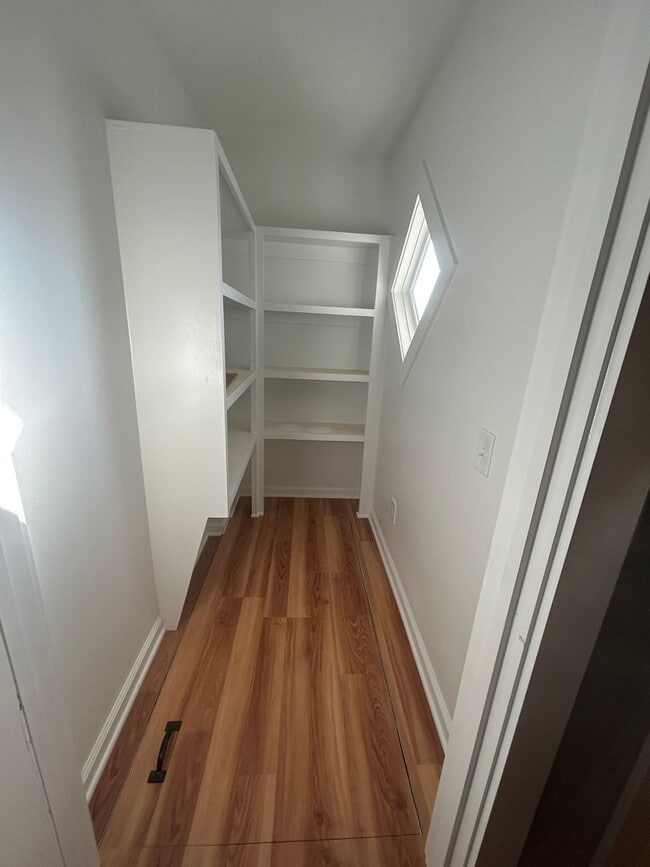 Photo - 839 Locust St