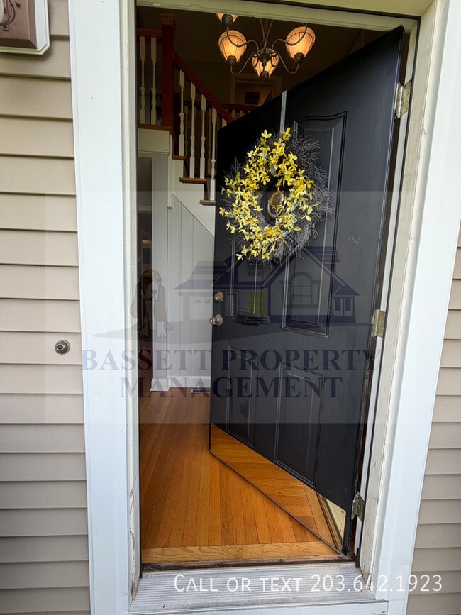 Photo - 25 Glenbrook Dr