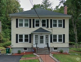 Building Photo - 51-53 Wyman St Unit 2 Rental