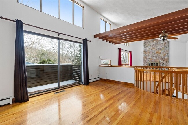 Photo - 330 Cambridge St