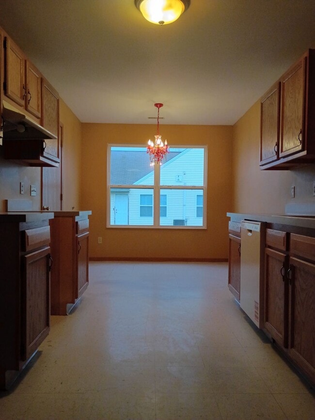 Photo - 2960 Megan Cir