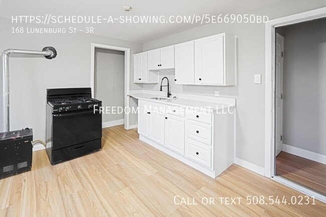 Photo - 168 Lunenburg St Unit 3R