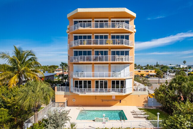 11270 Gulf Blvd Treasure Island, FL - The Venetian