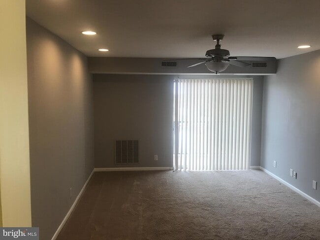 Photo - 12001 Old Columbia Pike Unit 817