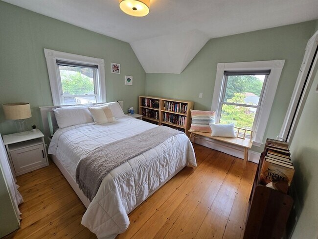 Photo - 11 Granville Pl