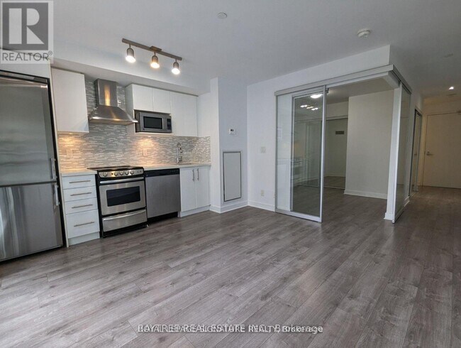 Photo - 58 Orchard View Blvd Unit 413