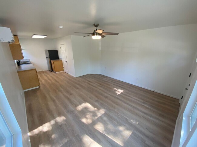 16 N Everett St Unit 16 N Everett St. #B