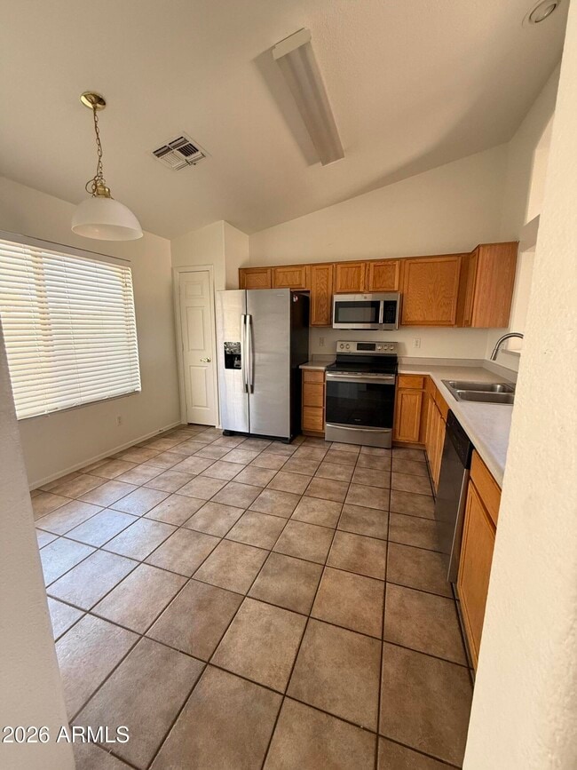 Photo - 8130 N 112th Ave