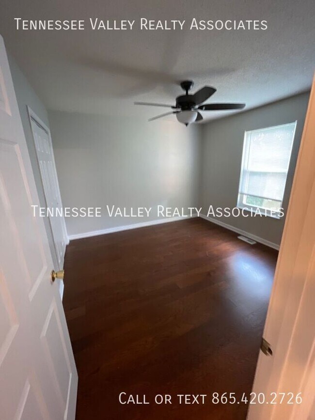 Photo - 900 Kirk Ave