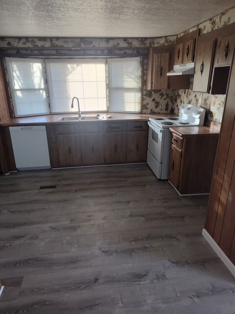 Photo - 1900 Colorado Blvd