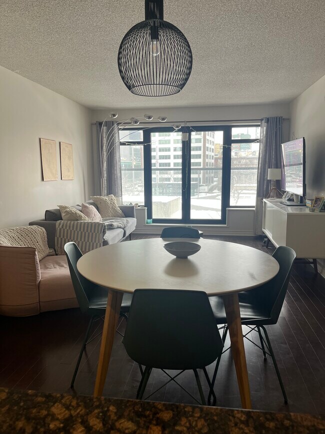 Photo - 450 Rue Saint-Antoine E Unité 405