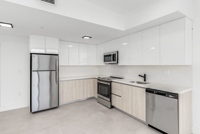 Photo - 1547 NW 2nd St Unidad Abensa LLC