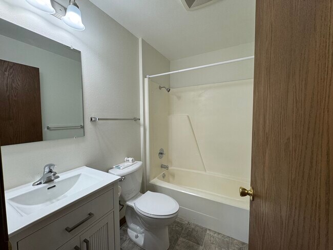 Unit 8 Bathroom
