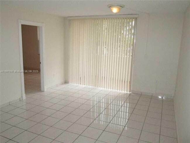 Photo - 10000 NW 80th Ct Unidad 2309