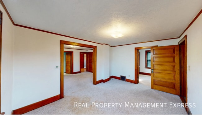 Photo - Cozy 3 bedroom 2 bathroom home