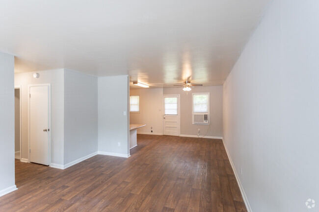 Interior Photo - Poplar Village Rental