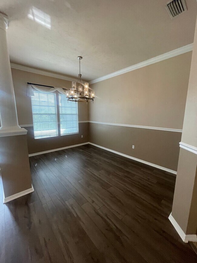 Photo - Welcome to Ellis Park