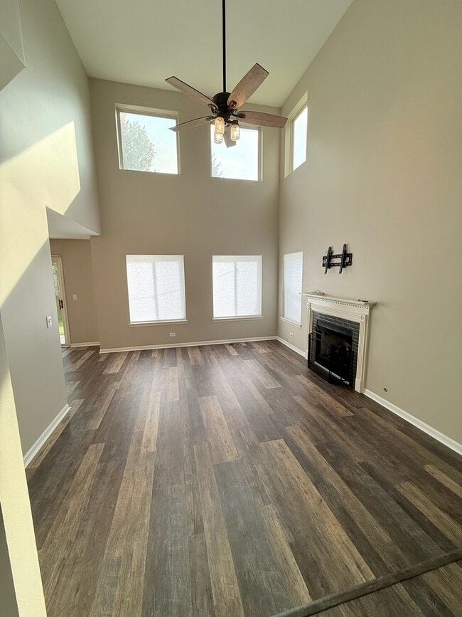 Photo - 2136 Orchard Ln