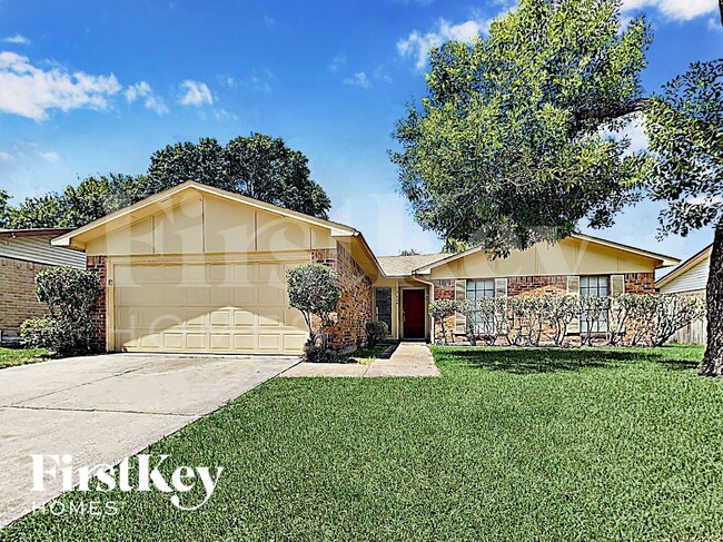 Building Photo - 16934 Macleish Dr