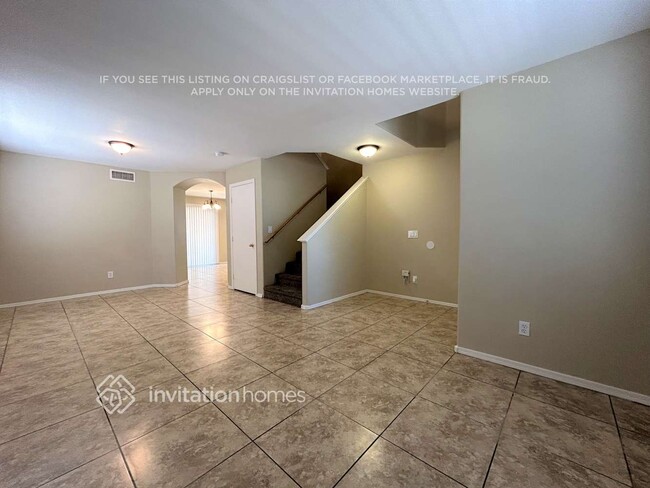 Photo - 12937 W Holly St