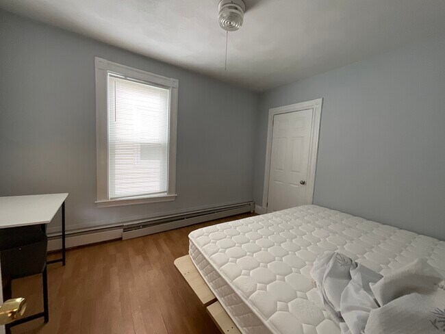 10 7th St Unit 1