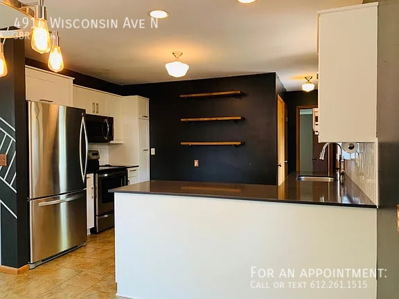 Photo - 4916 Wisconsin Ave N