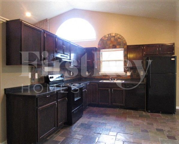 Photo - 5139 Seerley Creek Rd