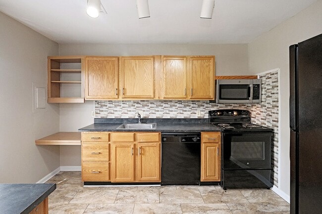 Photo - Dog-Friendly Villas at Southern Ridge Apartment With Community Amenities Unit D