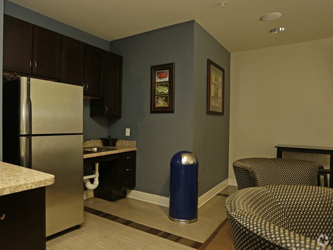 The Muses Apartment Homes For In New Orleans La Com