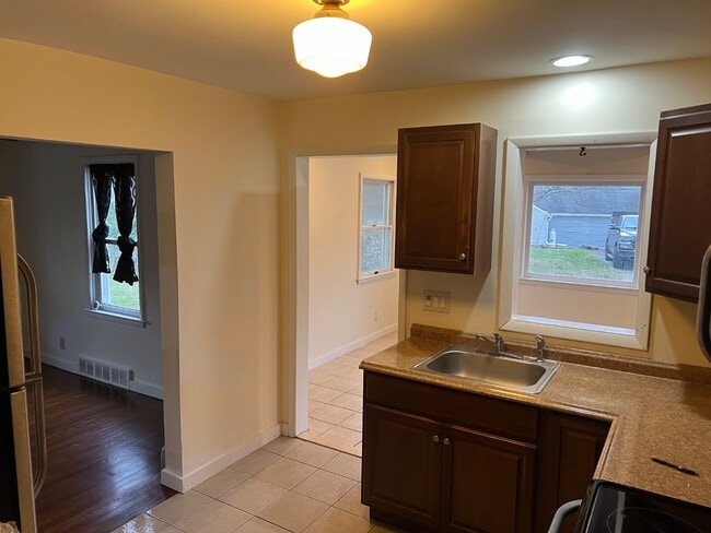 Photo - 19 Bennett Rd