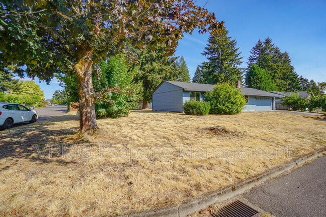 3513 NE 135th Ave