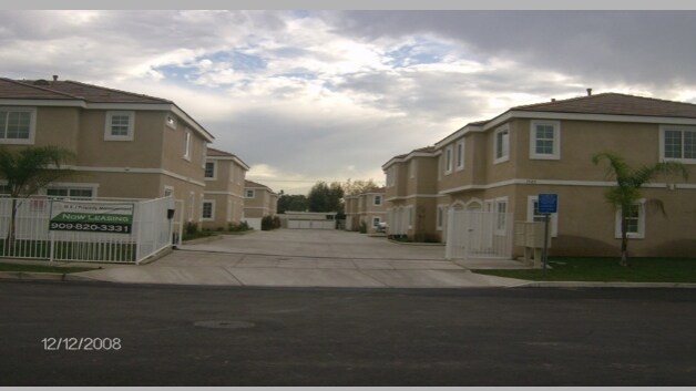 Palm Villa Park - Palm Villa Park 20-East