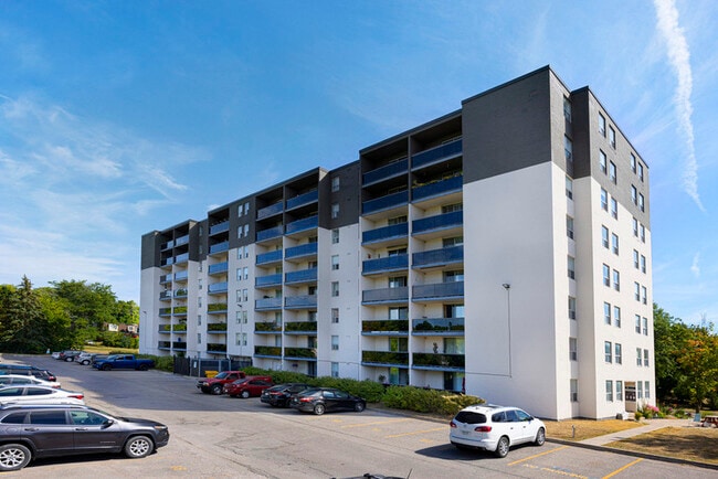 Building Photo - Cambridge Court