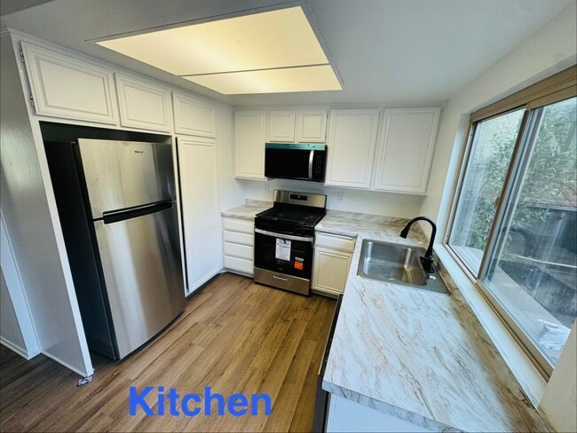 Building Photo - 1010 Bailard Ave Unit Villa Del Mar