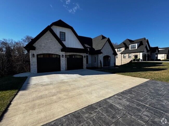 Building Photo - Gorgeous Single Family Home in Farmington