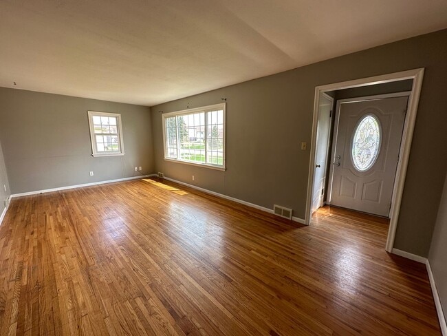 Photo - Spacious 4 bedroom bathroom stand-alone home.