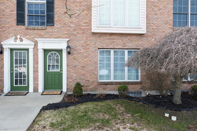 Building Photo - 41 Tralee Ter Unit 41