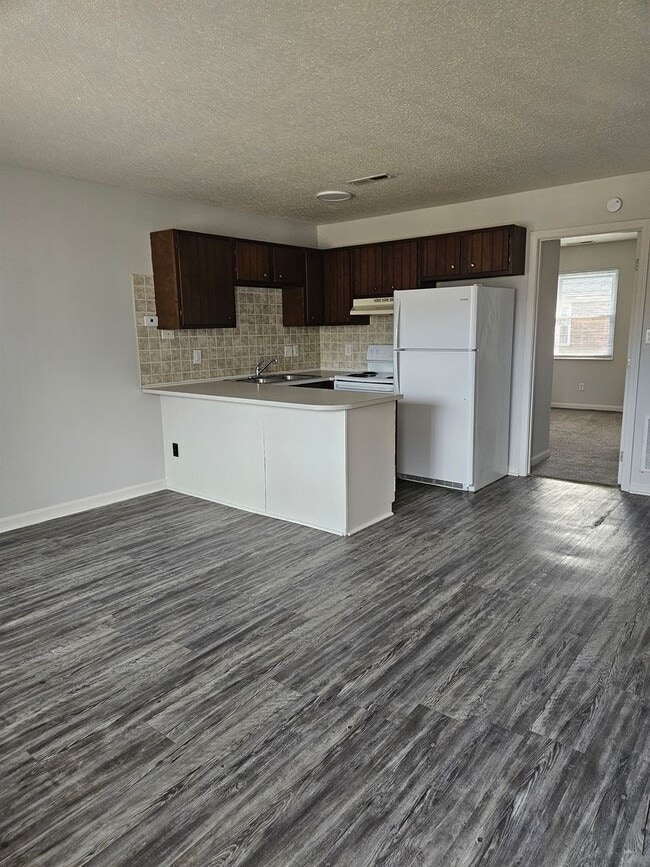 Photo - 1 BR 1 Bath at Green Valley Apartments Unidad Apt #29