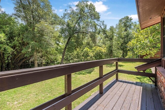 Photo - 1517 Manor Way