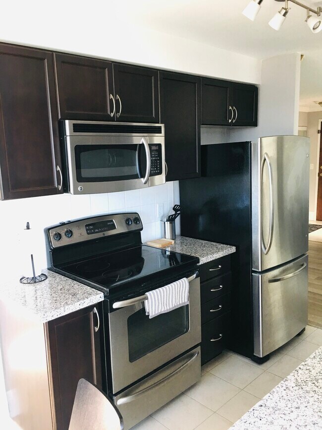 Photo - 4900 Glen Erin Dr Unit 1809