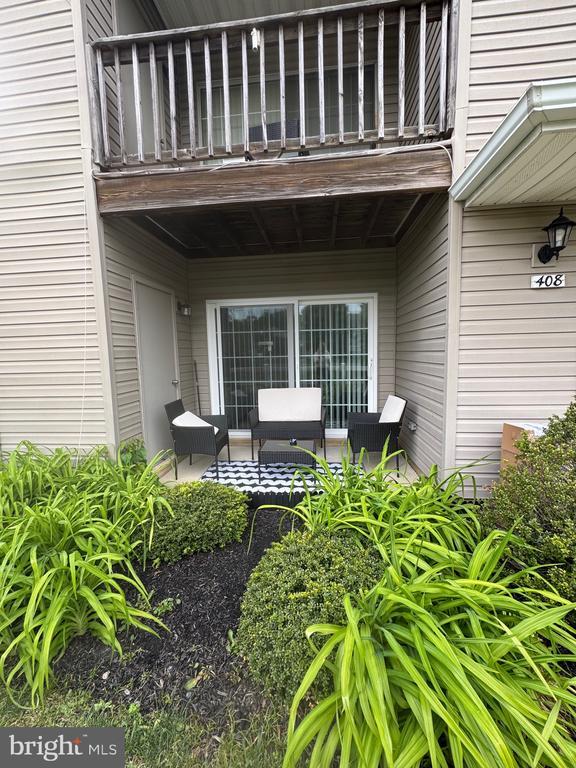Building Photo - 408 Firethorne Ct