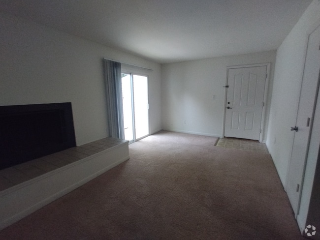 Building Photo - 600 Reusens Rd Unit B18 Rental