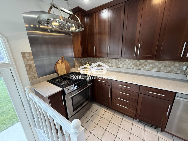 Photo - 4555 Highland Dr.