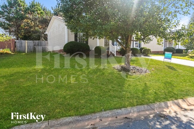 Photo - 327 Olde North Church Dr