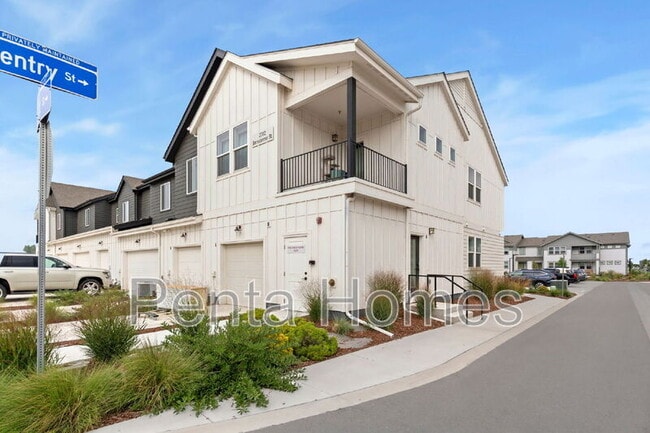 Building Photo - 2702 Barnstormer St Unit A