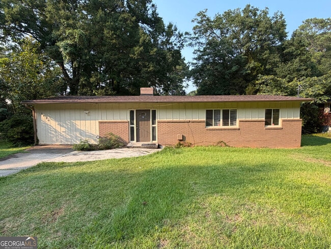 Building Photo - 2720 Hollywood Dr