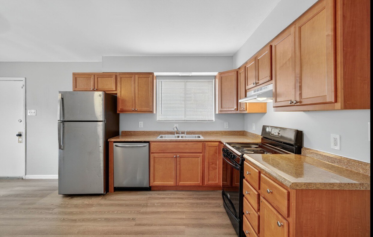 Photo - 7507 Blanding Dr